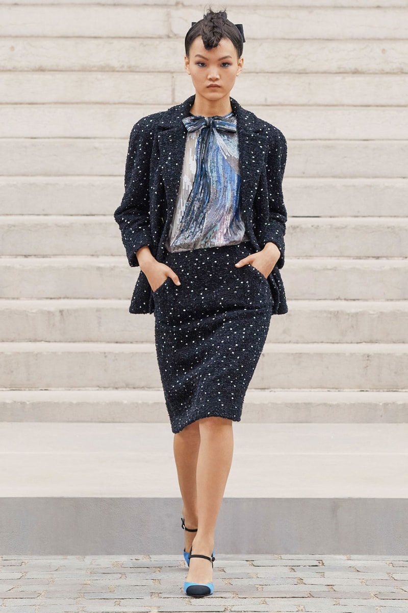 chanel fall winter 2022 haute couture collection runway virginie viard tweed dresses watch