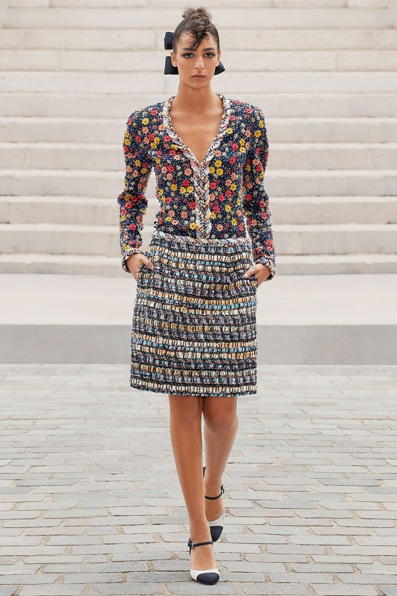 chanel fall winter 2022 haute couture collection runway virginie viard tweed dresses watch