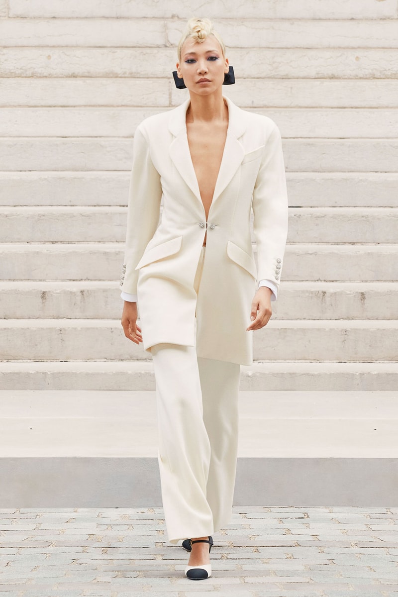 chanel fall winter 2022 haute couture collection runway virginie viard tweed dresses watch