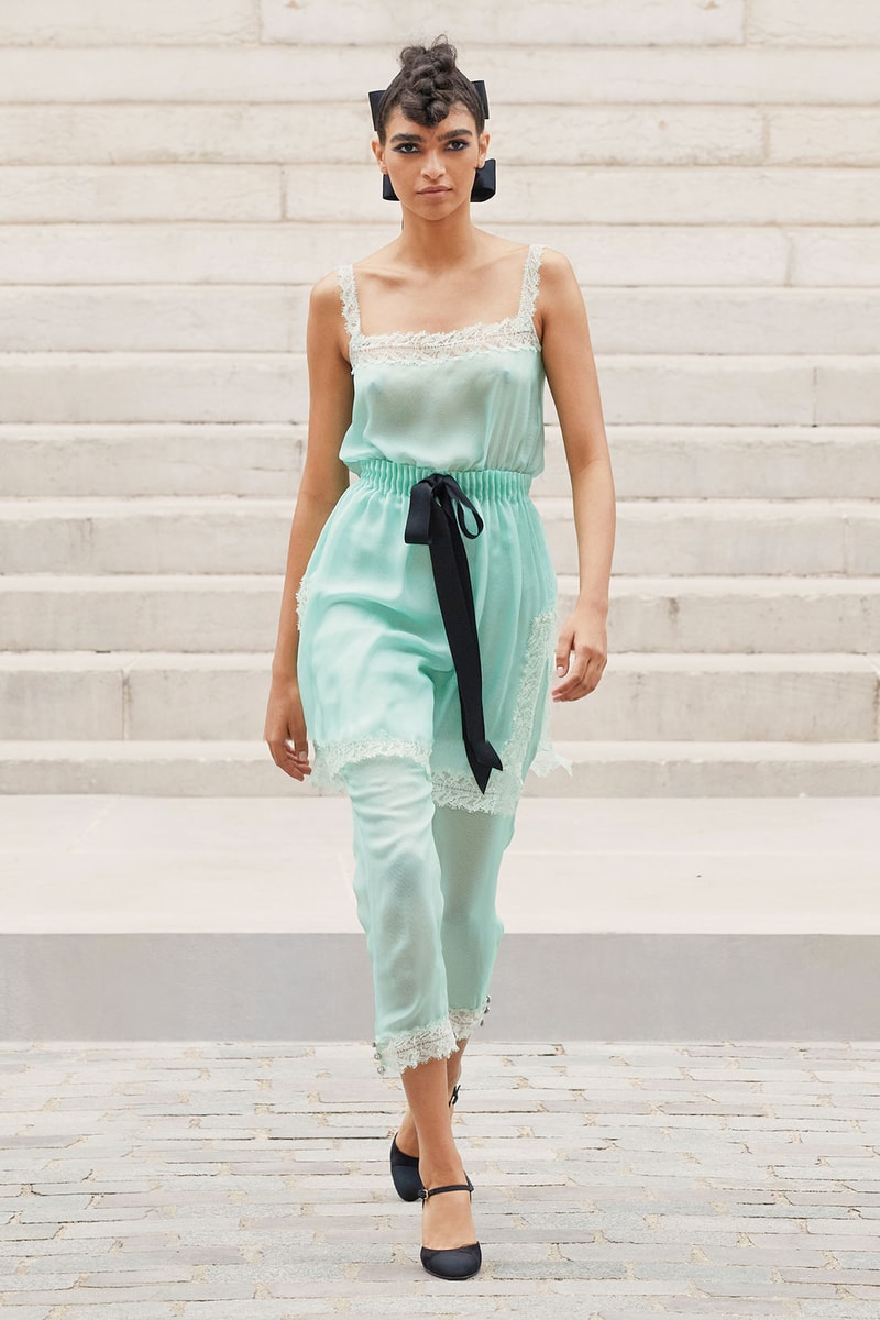 chanel fall winter 2022 haute couture collection runway virginie viard tweed dresses watch