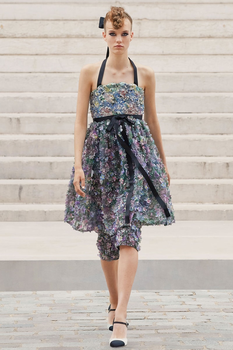 chanel fall winter 2022 haute couture collection runway virginie viard tweed dresses watch