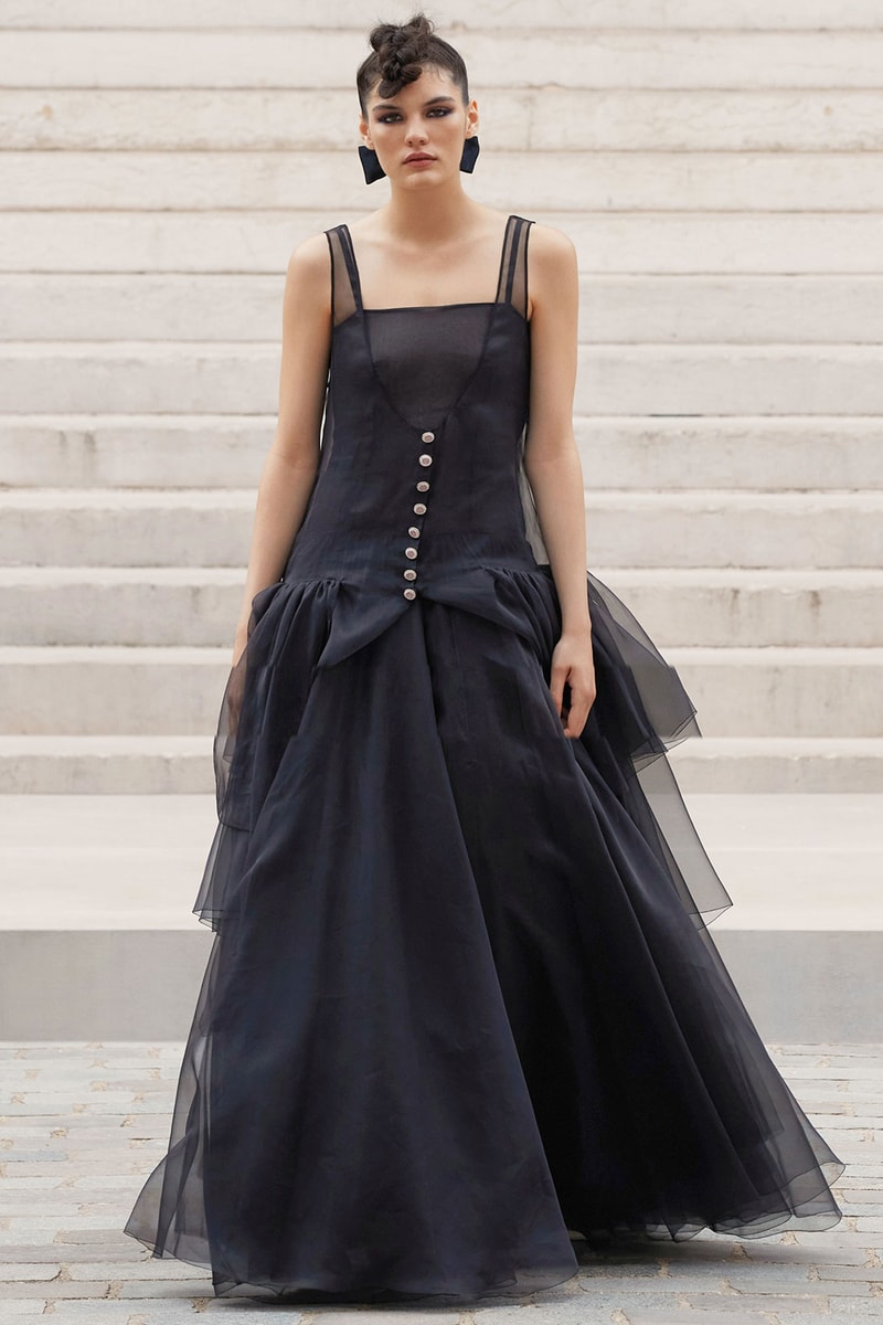 chanel evening dresses 2021 See the latest CHANEL Spring-Summer 2021 Ready-to-Wear collection, imagined by Virginie Viard and presented on October 6th at the Grand Palais in Paris., See all the looks on chanel.com,