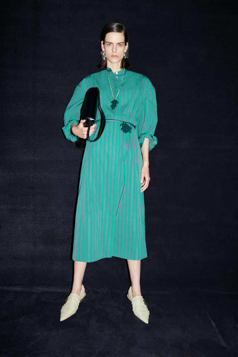 Jil Sander Resort 2022 Womens Collection Lookbook Dress Handbag Sandals Pants