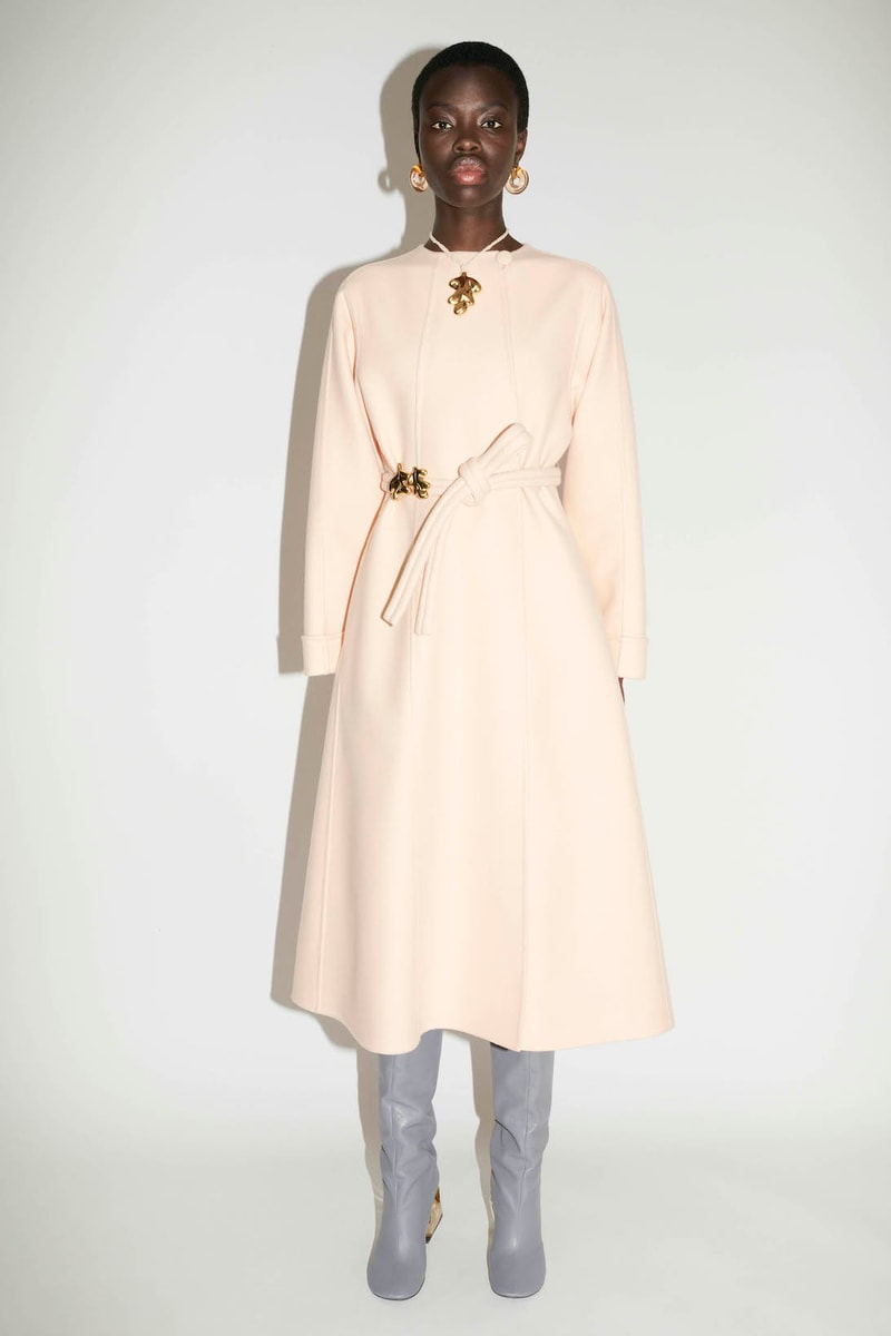 Jil Sander Resort 2022 Womens Collection Lookbook Dress Handbag Sandals Pants