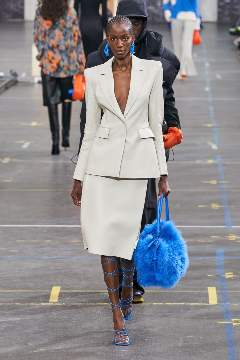 off-white virgil abloh fall winter collection runway laboratory of fun bella hadid amber valletta joan smalls m.i.a. watch 