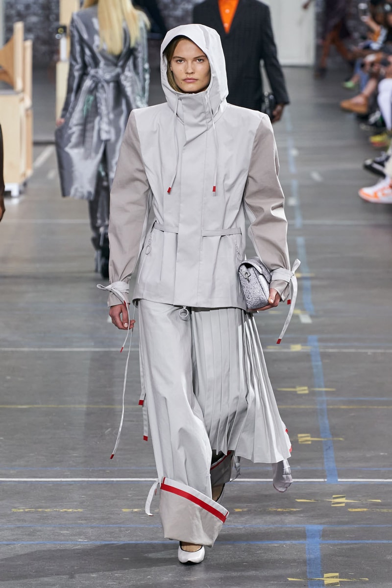 off-white virgil abloh fall winter collection runway laboratory of fun bella hadid amber valletta joan smalls m.i.a. watch 