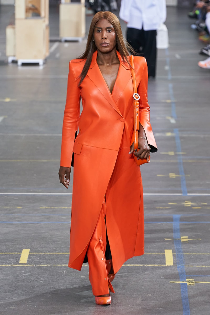 off-white virgil abloh fall winter collection runway laboratory of fun bella hadid amber valletta joan smalls m.i.a. watch 