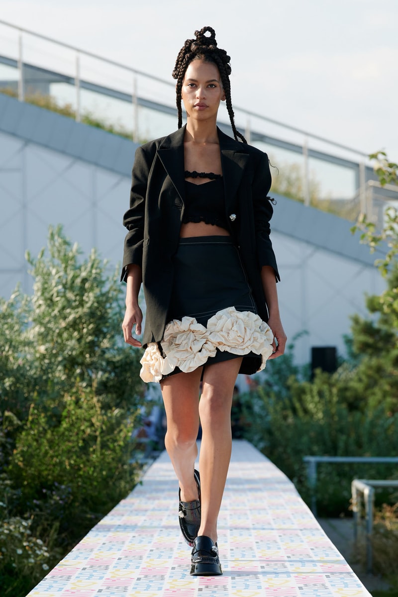 GANNI Spring/Summer 2022 SS22 Runway Copenhagen Fashion Week CPHFW Blazer Jacket Skirt