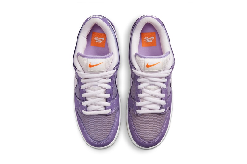 Nike SB Unbleached Pack Dunk Low Lilac Purple Sneakers Sneakerhead Footwear Shoes Kicks Aerial Top View Insole