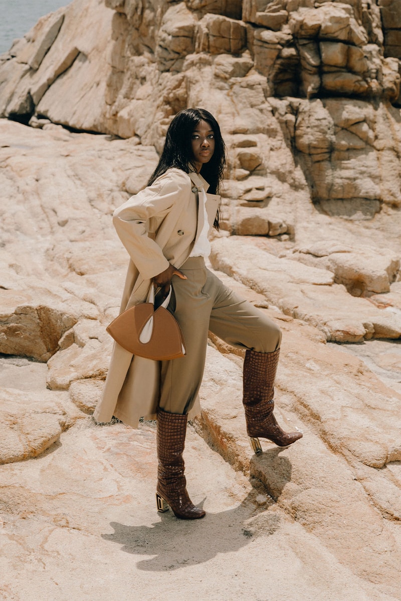 Noiranca Brown Bag on model desert