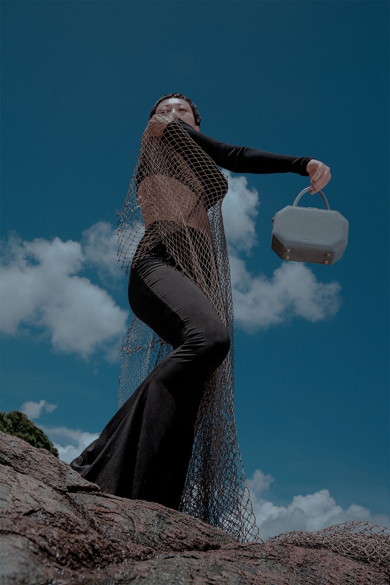 Noiranca maya blue bag with model sky