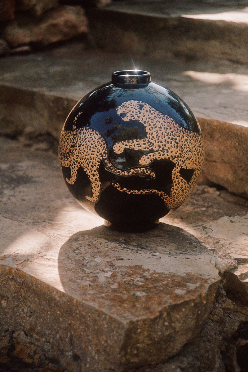 Saint Laurent Rive Droite The Heat Vase