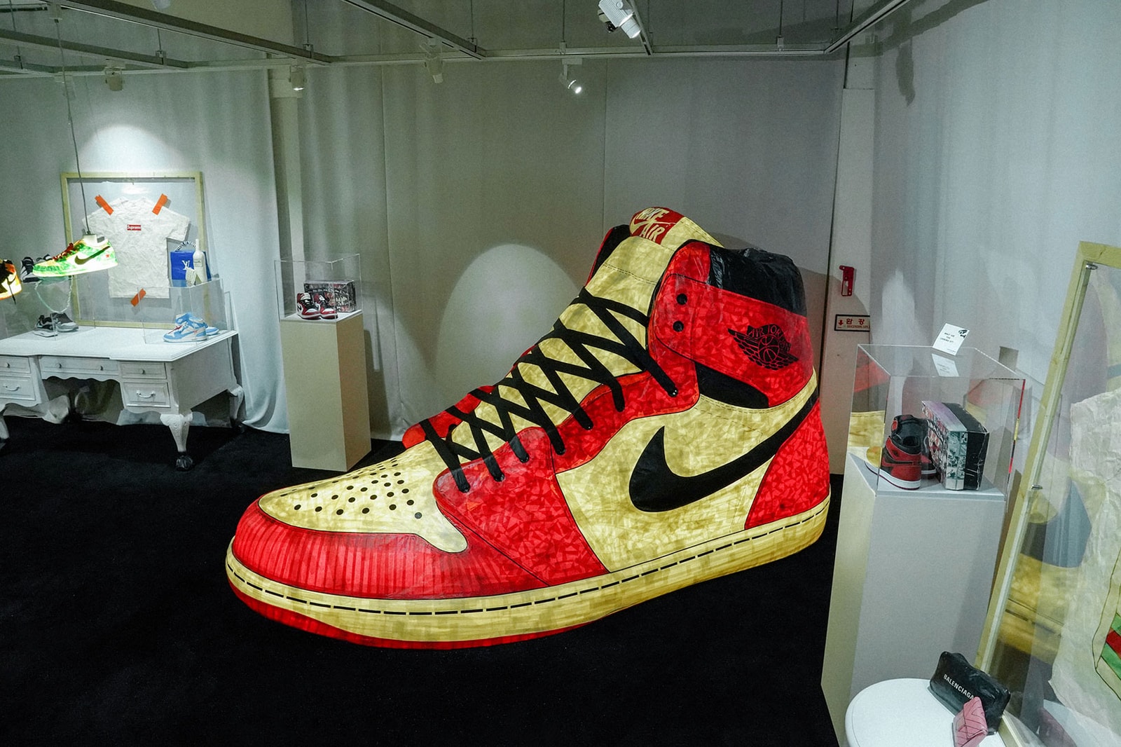 best women's sneakers women streetwear stores hyped footwear shoes seoul south korea kream