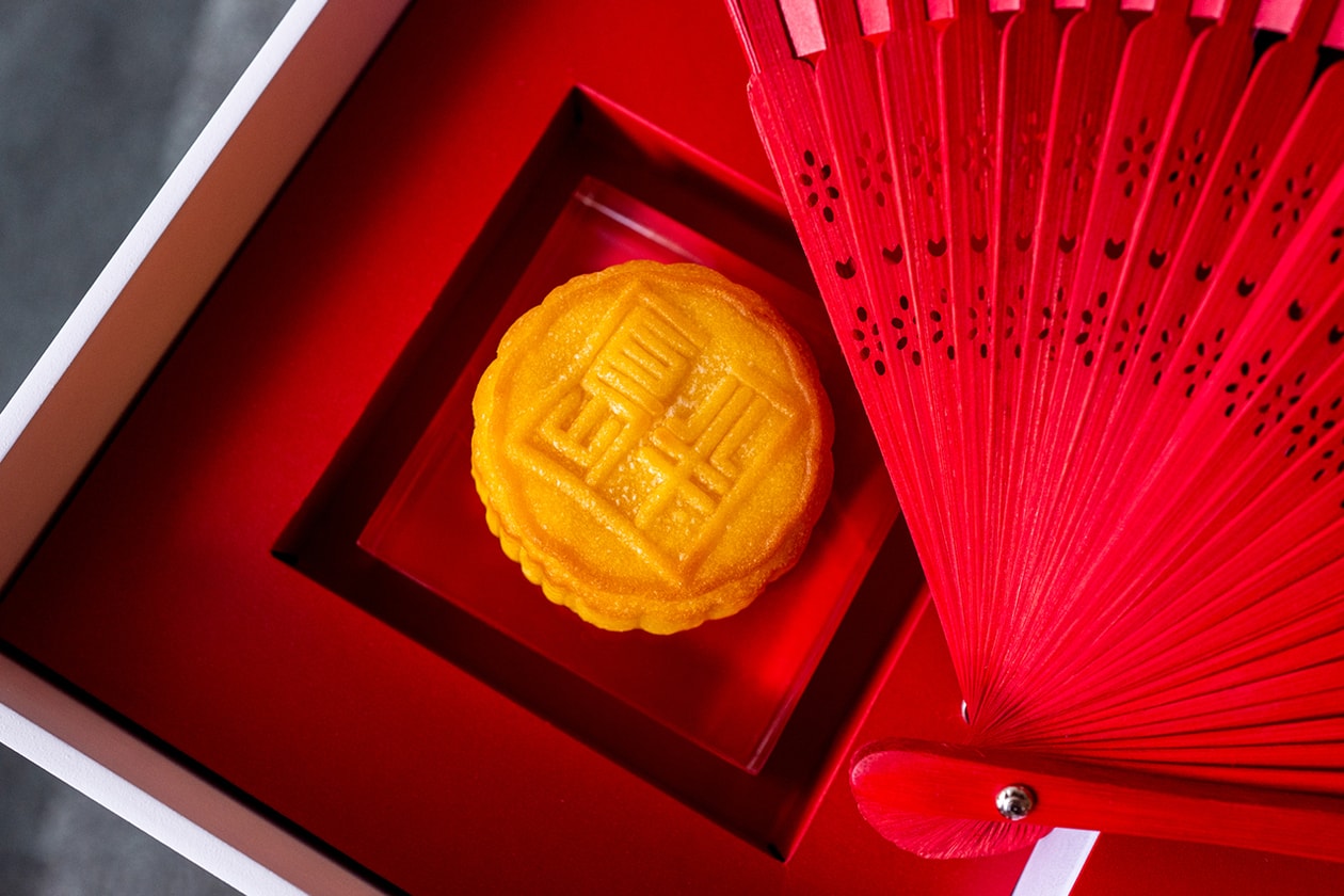 Loewe Mooncakes Mid-Autumn Festival 2021 Mooncake Gift Box Luxury Fashion Brand 