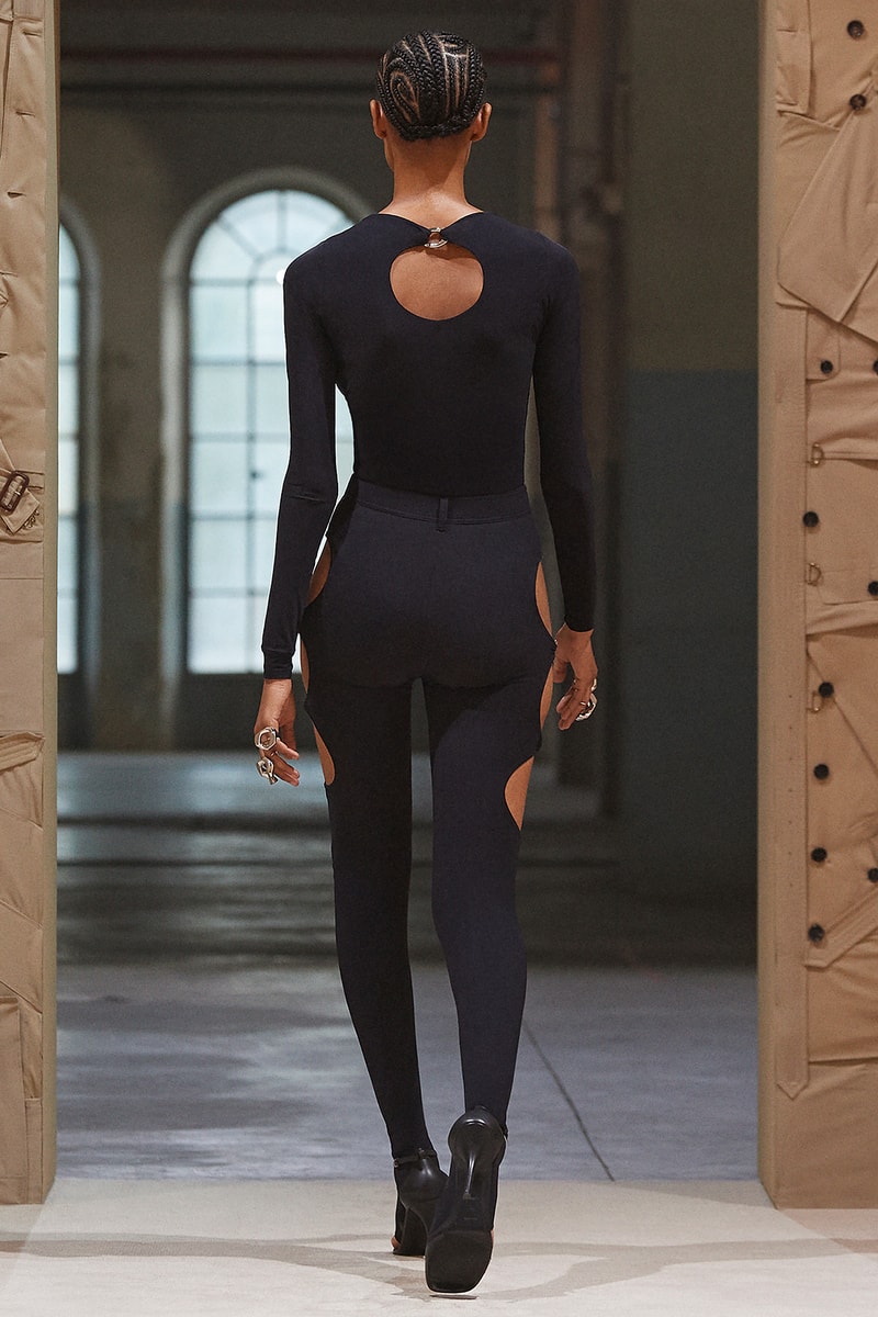Burberry SS22 Womenswear Collection Runway Show Riccardo Tisci