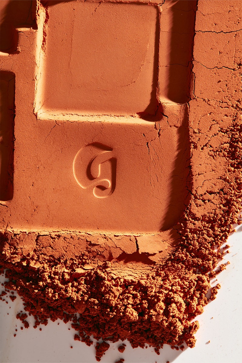 Glossier Monochromes Eyeshadow Swatch Closeup Detail