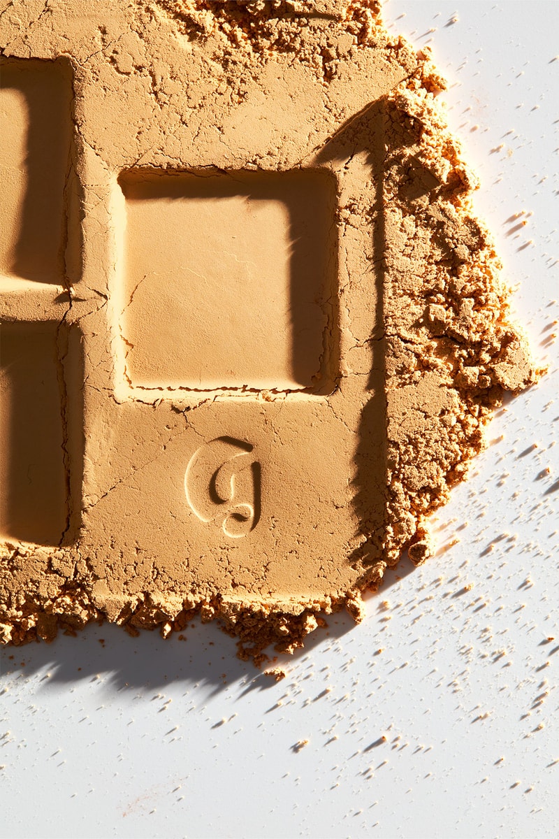 Glossier Monochromes Eyeshadow Swatch Closeup Detail
