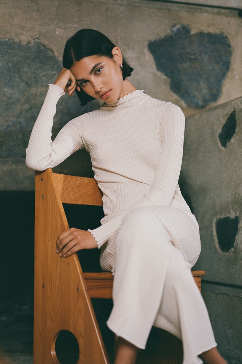 John Elliott womens fall/winter 2021 collection white fleece pants