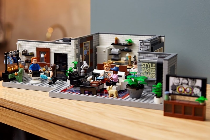 Netflix Queer Eye The Fab 5 Loft LEGO Set Toys Antoni Porowski Tan France Karamo Brown Bobby Berk Jonathan Van Ness
