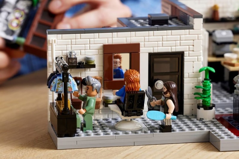Netflix Queer Eye The Fab 5 Loft LEGO Set Toys Antoni Porowski Tan France Karamo Brown Bobby Berk Jonathan Van Ness 