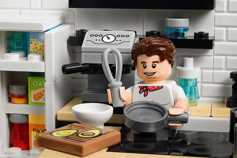 Netflix Queer Eye The Fab 5 Loft LEGO Set Toys Antoni Porowski Tan France Karamo Brown Bobby Berk Jonathan Van Ness
