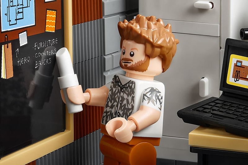 Netflix Queer Eye The Fab 5 Loft LEGO Set Toys Antoni Porowski Tan France Karamo Brown Bobby Berk Jonathan Van Ness