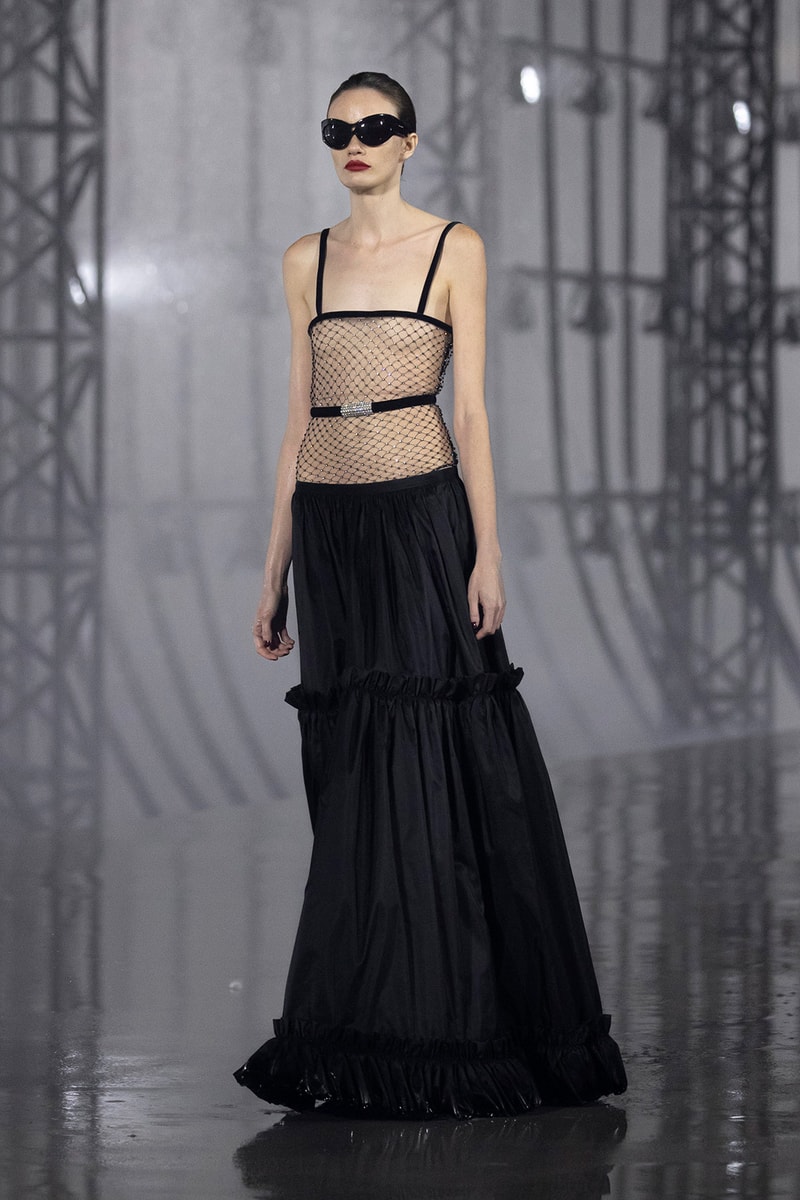 Saint Laurent YSL Spring Summer 2022 SS22 Collection Runway Show Paris Fashion Week Anthony Vaccarello