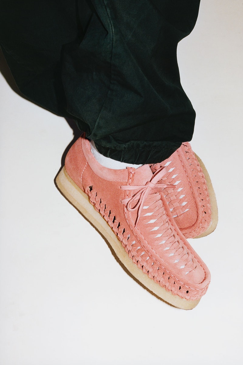 Supreme Clarks Originals Wallabee Collaboration Suede Salmon Pink
