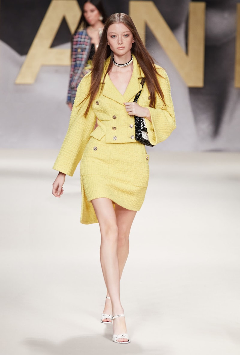 Chanel Spring Summer 2022 Collection Paris Fashion Week Virginie Viard Runway 
