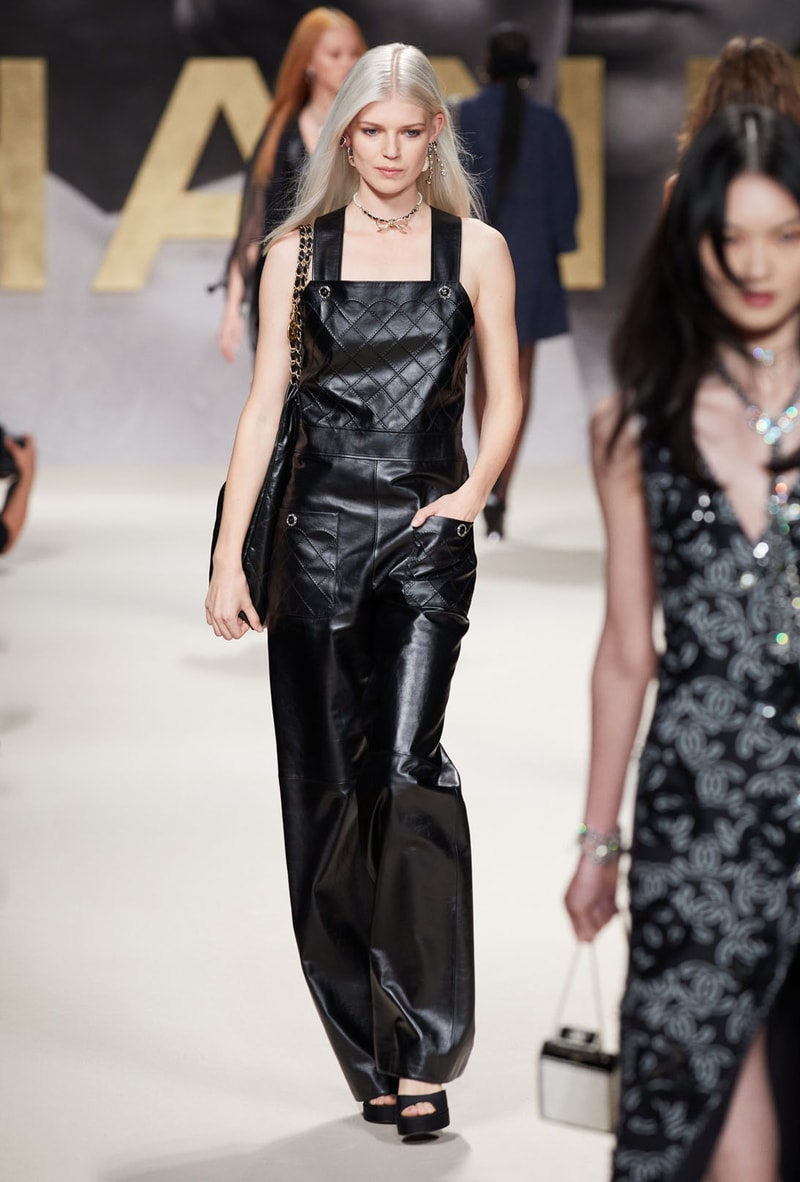 Chanel Spring Summer 2022 Collection Paris Fashion Week Virginie Viard Runway 