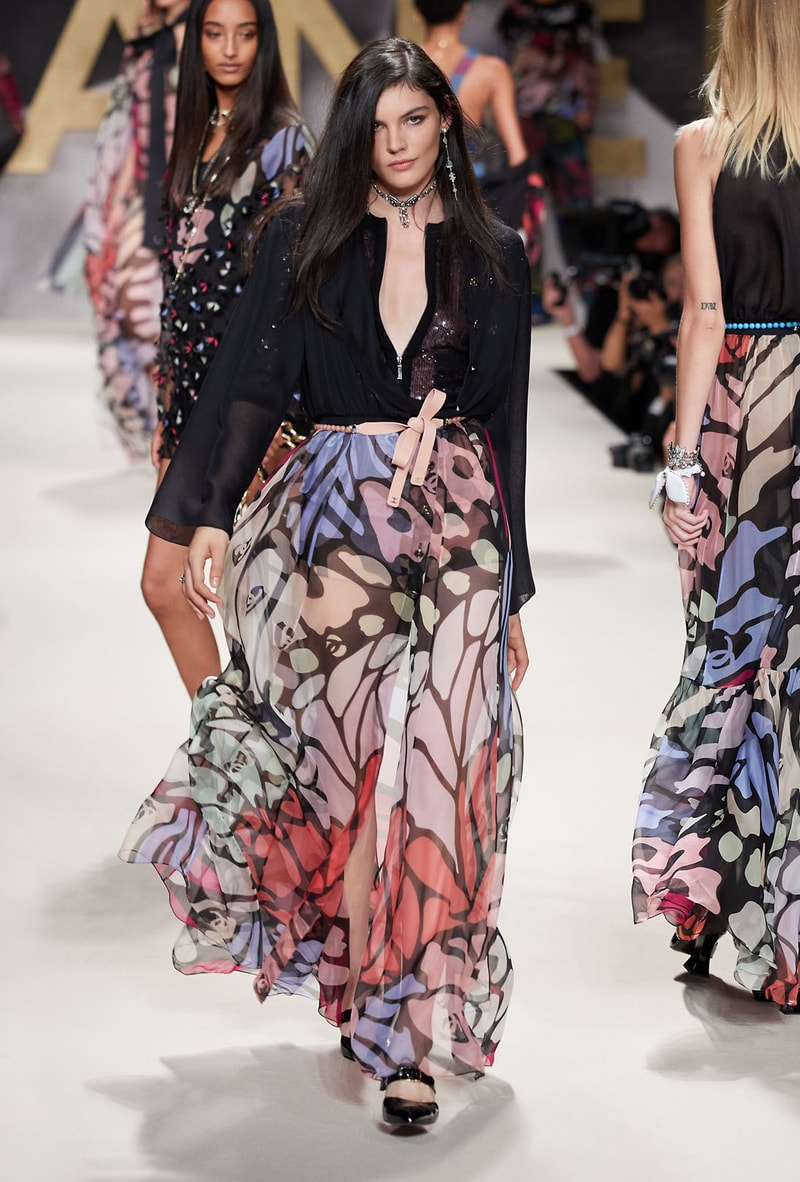 Chanel Spring Summer 2022 Collection Paris Fashion Week Virginie Viard Runway 