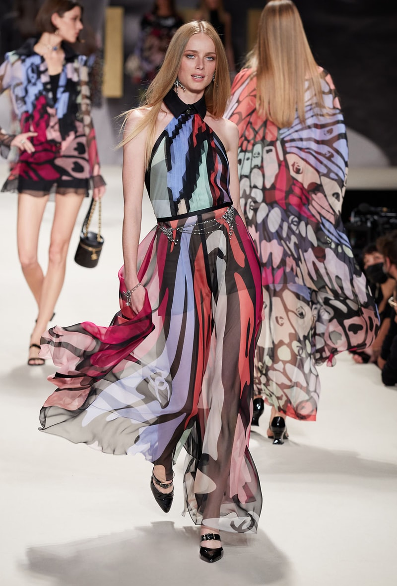 Chanel Spring Summer 2022 Collection Paris Fashion Week Virginie Viard Runway 