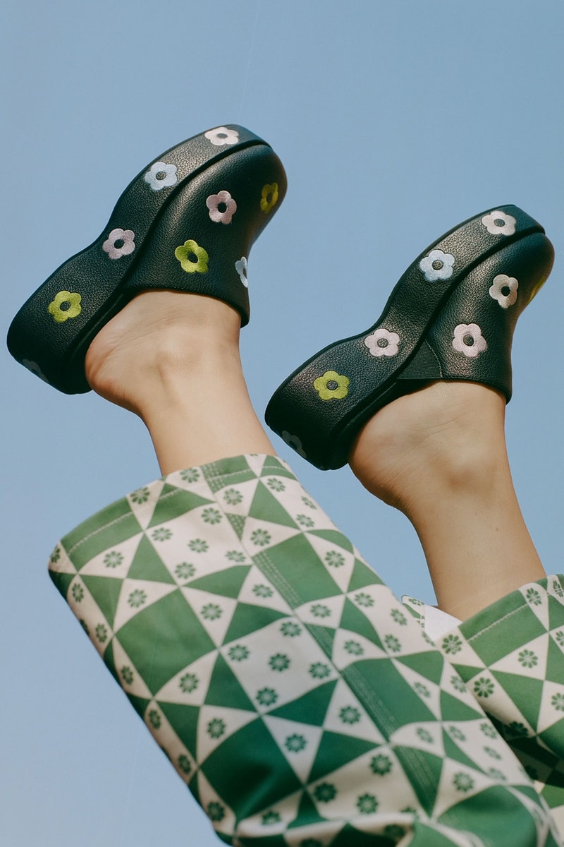 Lisa Says Gah Dakota Clogs Fall Winter Floral Embroidery
