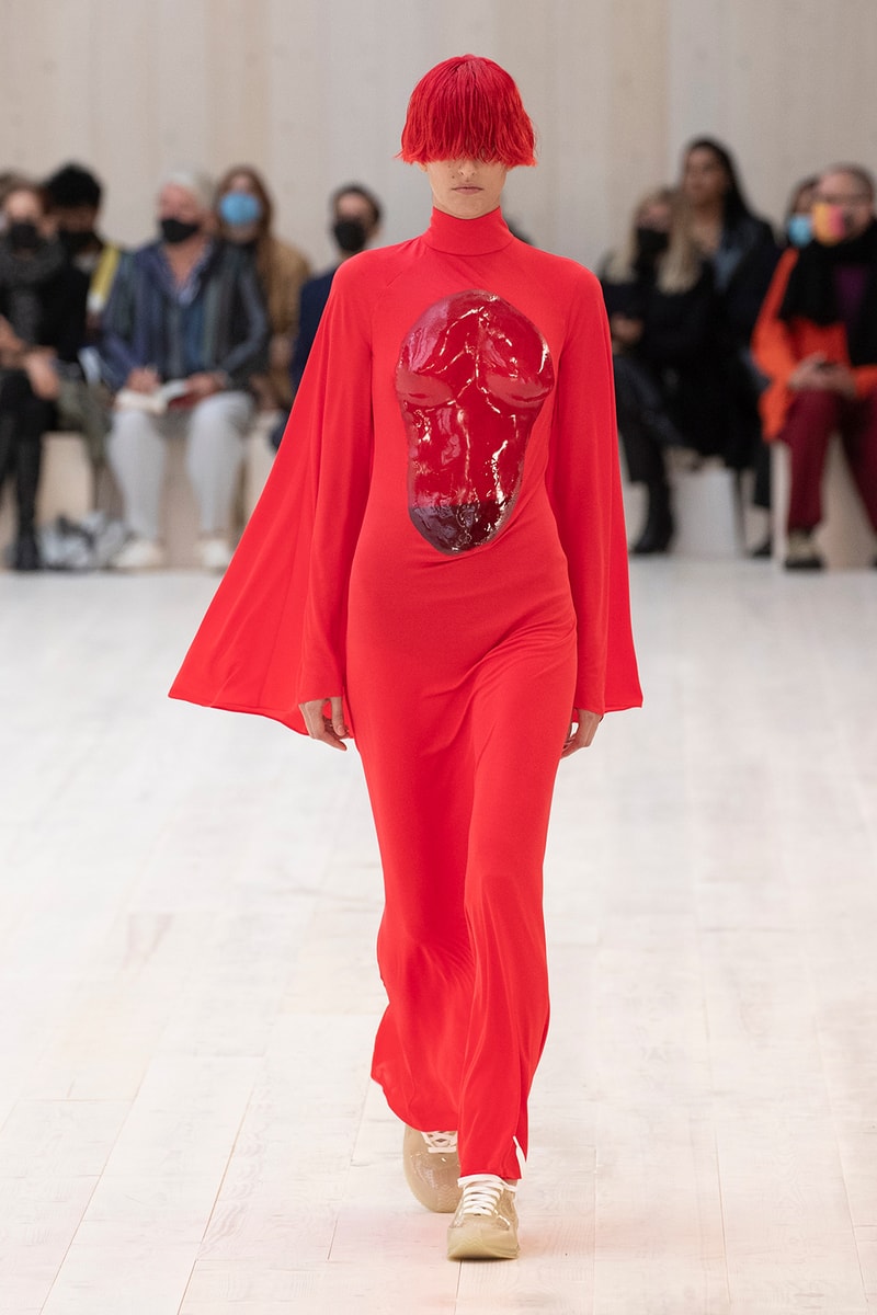 Loewe Spring Summer 2022 SS22 Collection Runway Paris Fashion Week Jonathan Anderson