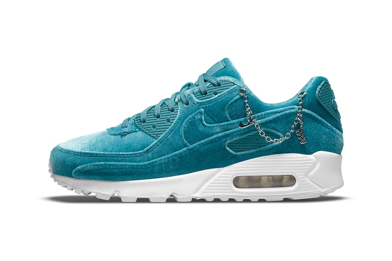 Nike Air Max 90 AM90 Lucky Charms Ash Green Metallic Silver Blue Sneakers Footwear Kicks Shoes