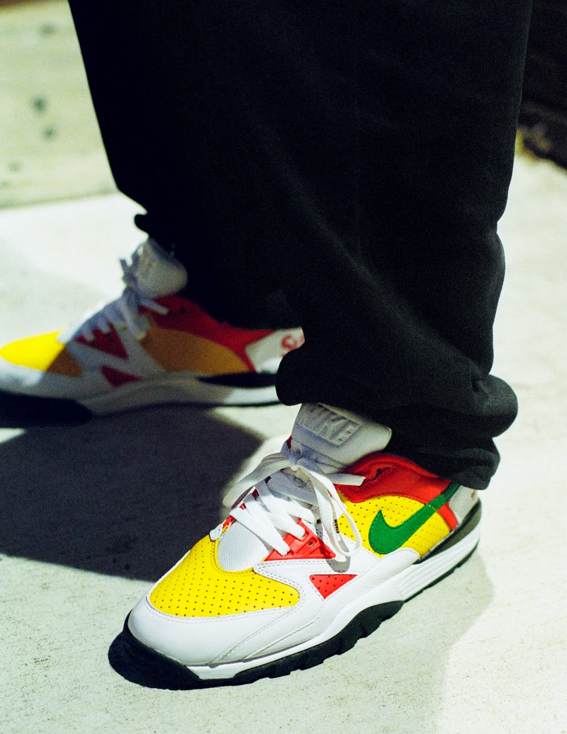 Supreme Nike Cross Trainer Low Sneakers Footwear Shoes Kicks Collaboration Black Red White Yellow Green