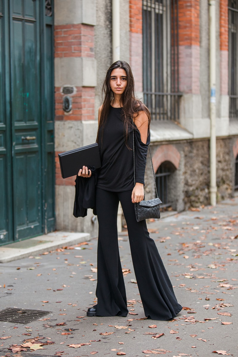 Paris Fashion Week Spring Summer 2022 SS22 Street Style Looks Outfit Influencer