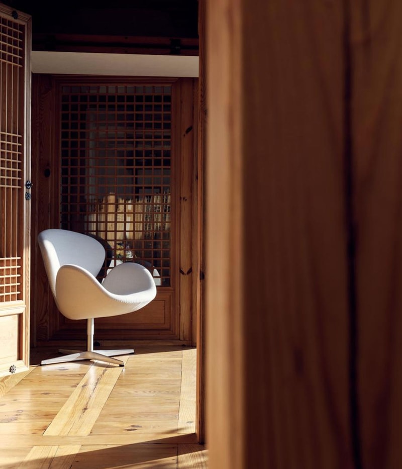 Fritz Hansen Hotel Pop-up Seoul Korea Swan Chair