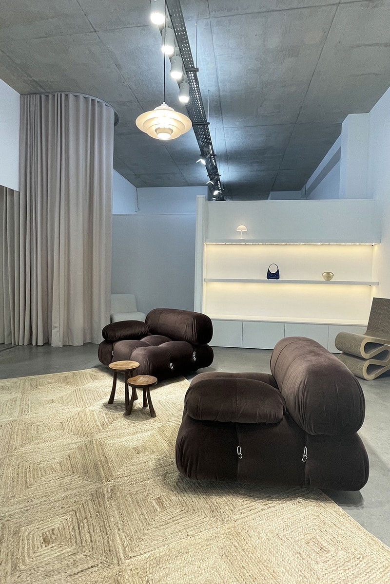 House of Sunny London Store Sofa Display