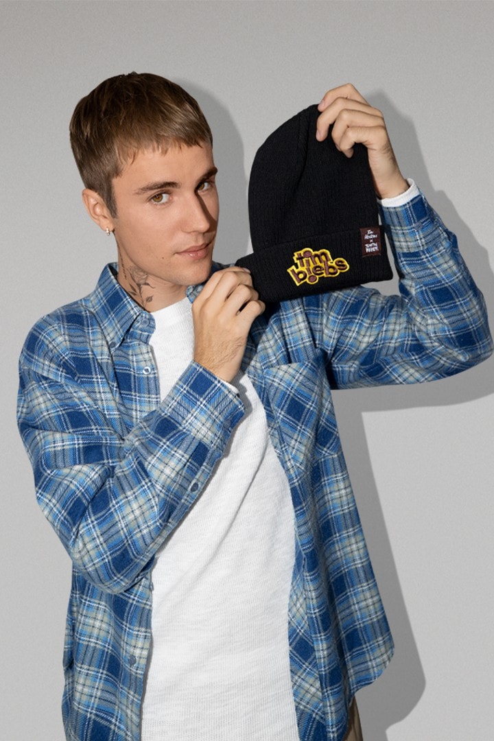 justin bieber tim hortons posing hat collab