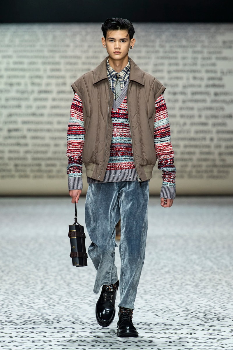 Dior Mens Fall 2022 Kim Jones Collection Runway Images INfo