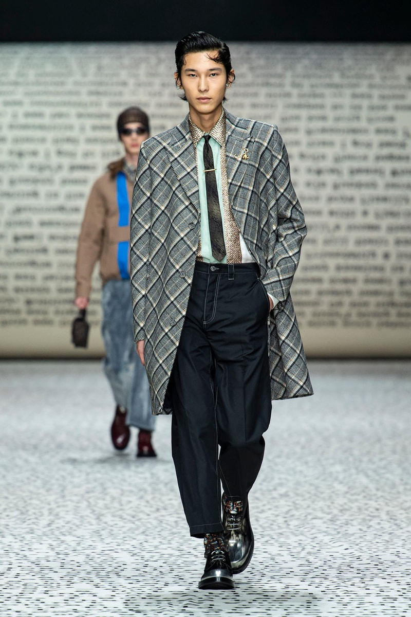 Dior Mens Fall 2022 Kim Jones Collection Runway Images INfo