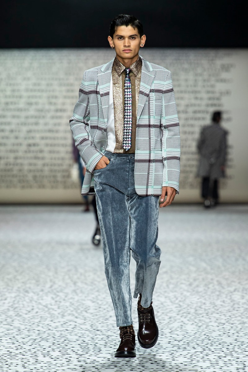 Dior Mens Fall 2022 Kim Jones Collection Runway Images INfo