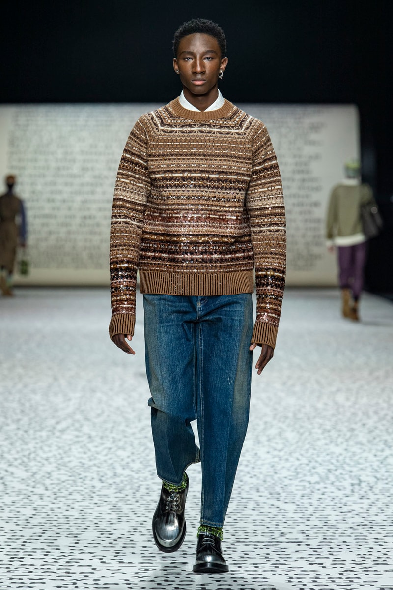 Dior Mens Fall 2022 Kim Jones Collection Runway Images INfo