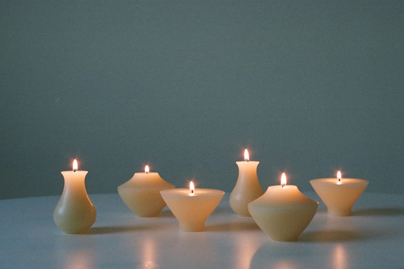clean skincare brand lesse hand poured candles