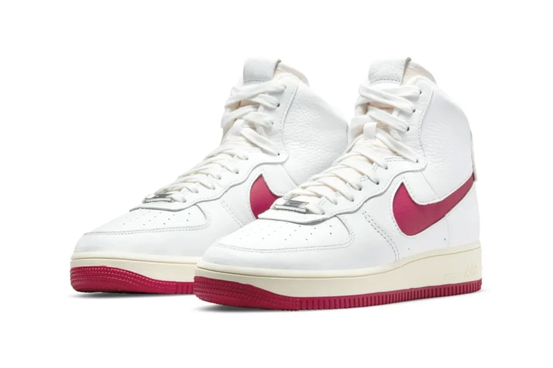 Side view of the Air Force 1s