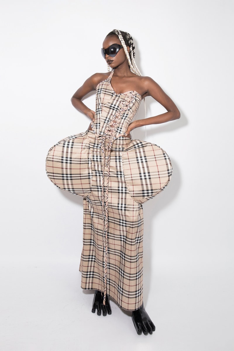 AVAVAV Fall/Winter 2022 Neo-Nude Collection Print Dress Front POV