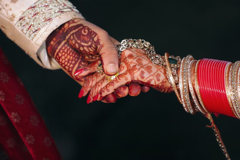 Couple First Metaverse Wedding India Harry Potter Coronavirus