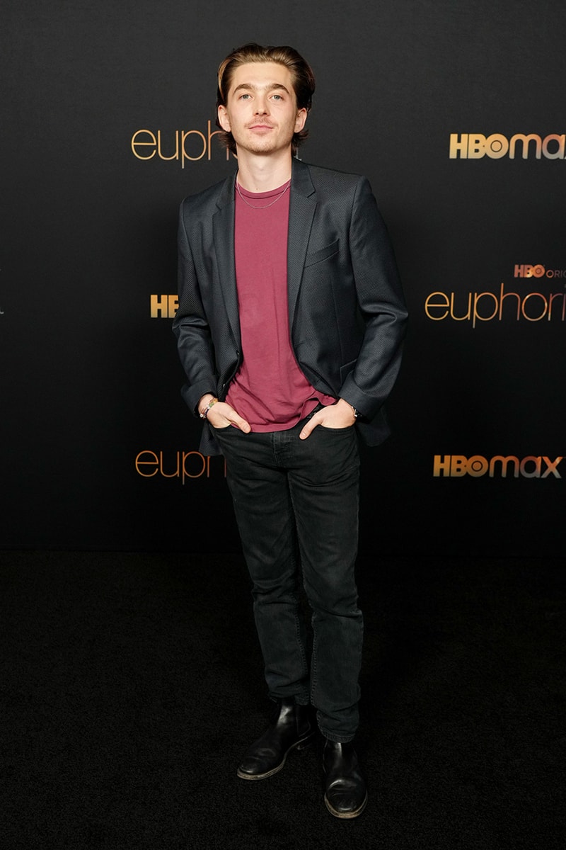 euphoria season 2 austin abrams black blazer maroon t-shirt