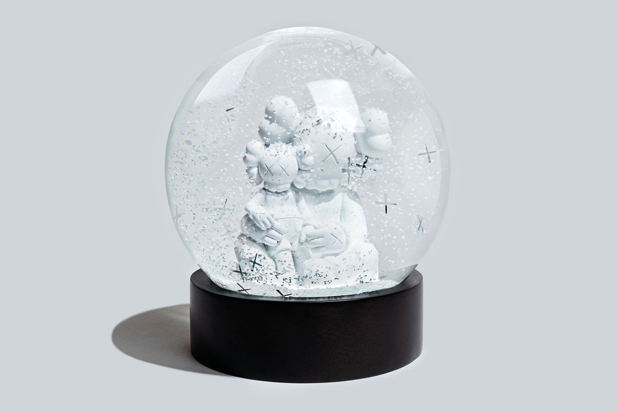 KAWS HOLIDAY COMPANION China Jilin Changbai Mountain Snow Sculpture Installation Location Release